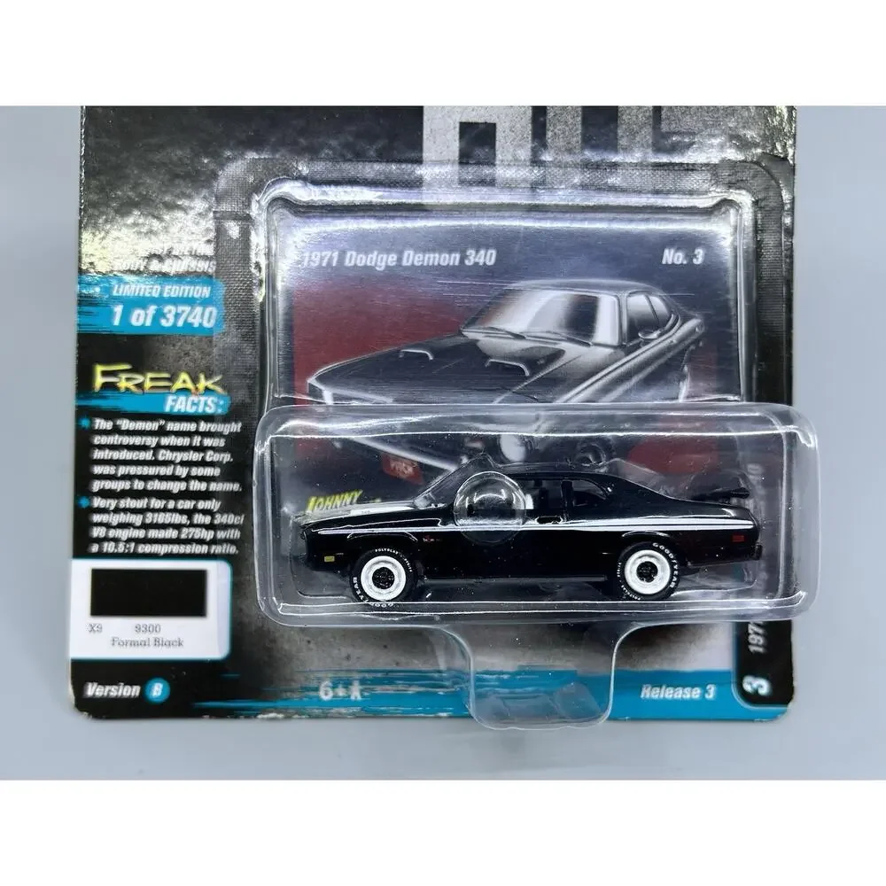 Johnny Lightning 1971 Dodge Demon 340 Blacked Out Street Freaks Black 2019 1:64